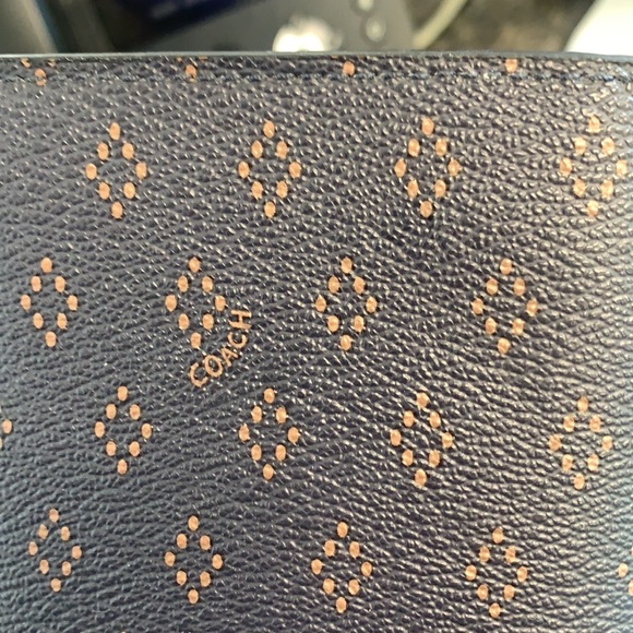 Coach wallet - Picture 2 of 8